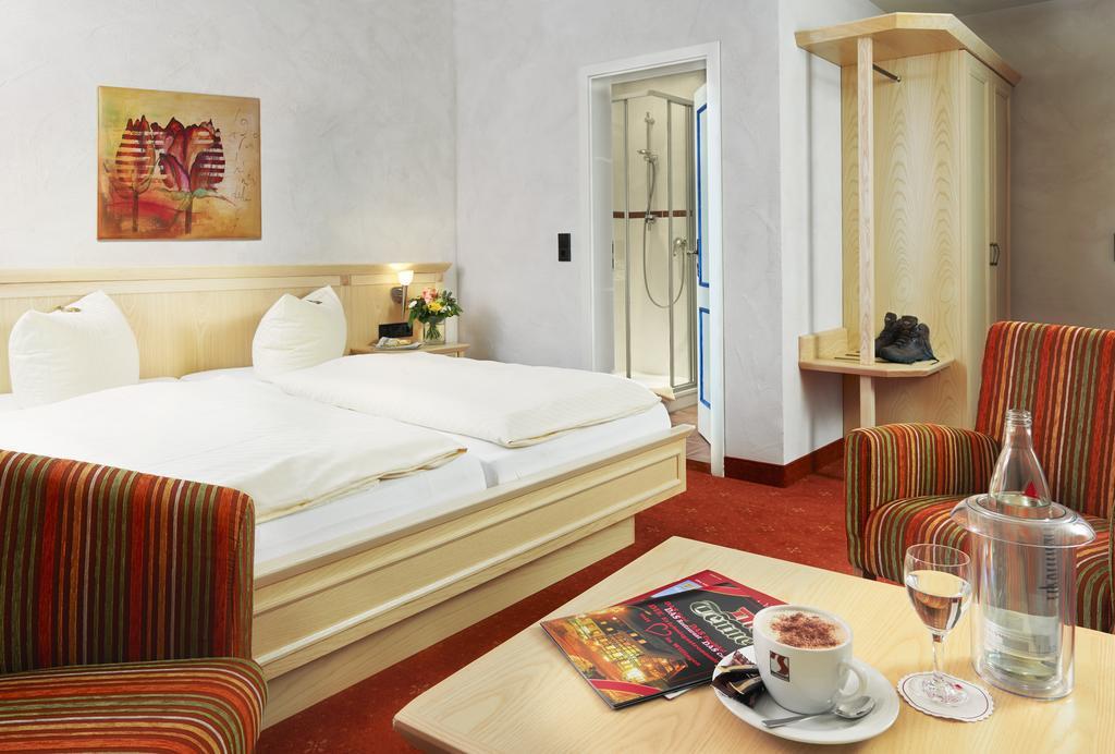 Hotel Die Tenne Willingen  Zimmer foto